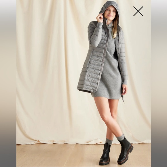 Quince Jackets & Blazers - Quince Gray Hooded Puffer Coat Lightweight Down Long  Jacket NWT small